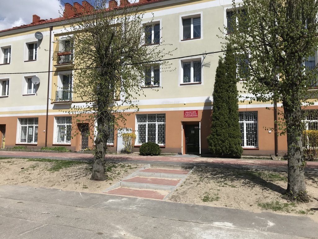 Zdjęcie przedstawiające budynek Powiatowego Zespołu ds. Orzekania o Niepełnosprawności w Ostrołęce